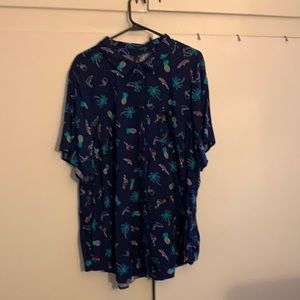 Torrid button up Hawaiian shirt